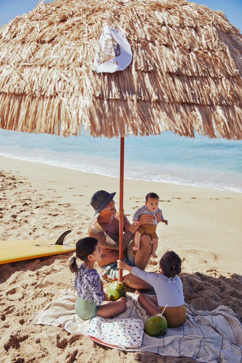 THATCHED UMBRELLA 茅草戶外遮陽傘  Family & Friends